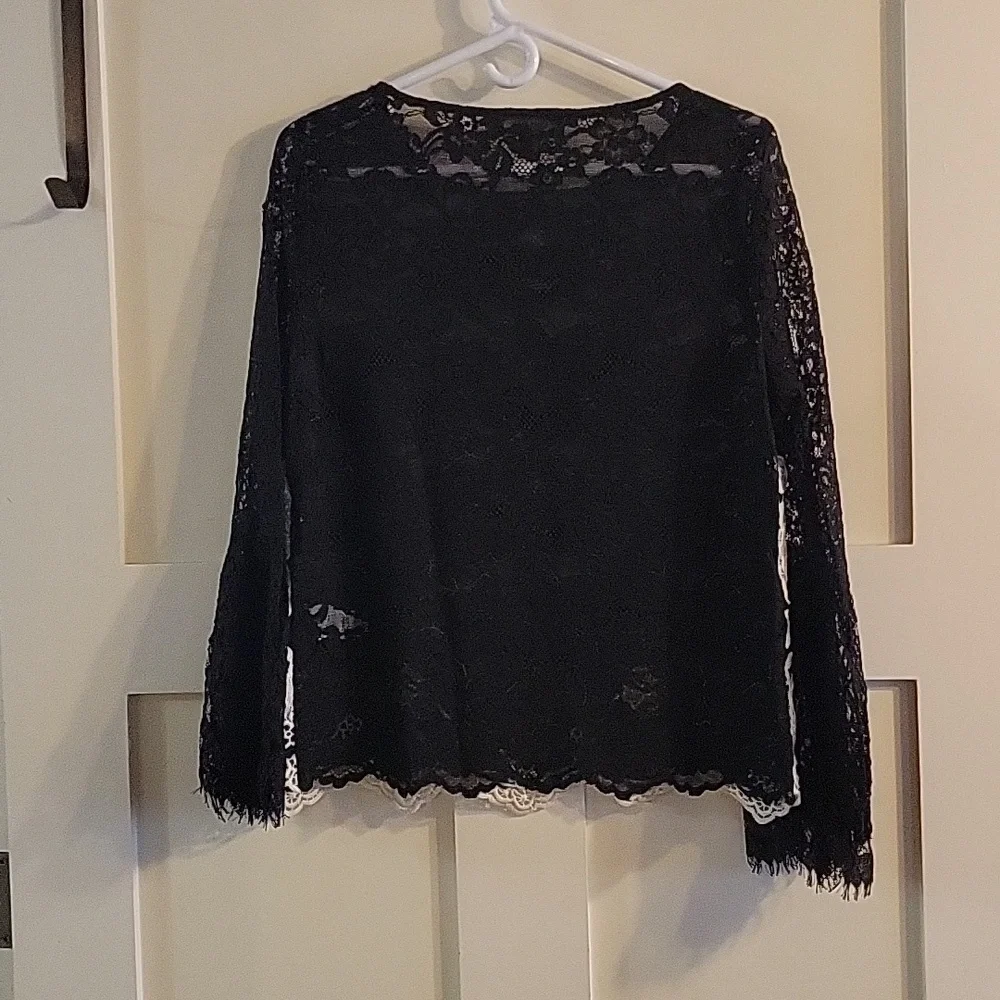 Lace Blouse - Picture 7 of 7